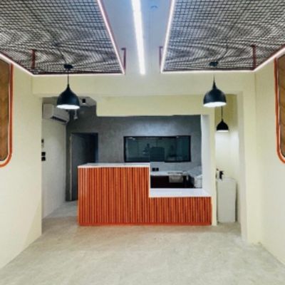 MOMO_RESTAURANT_1[1]